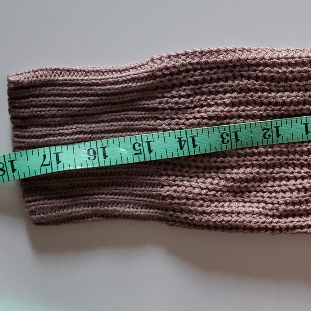 CHARLOTTE RUSSE SWEATER - Picture 11 of 11